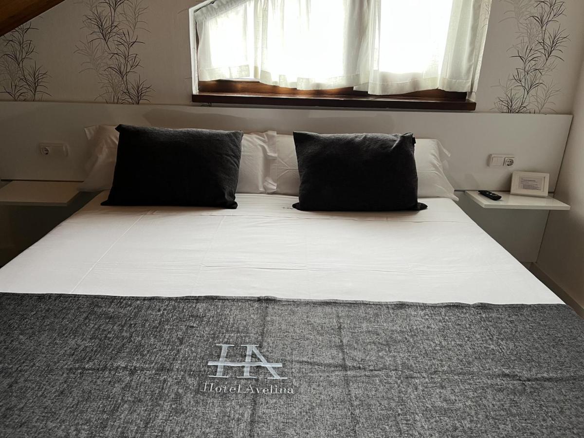 Hotel Avelina Onís 외부 사진