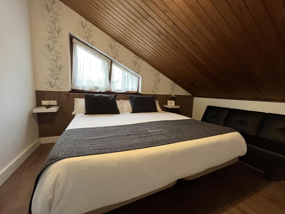 Hotel Avelina Onís 외부 사진