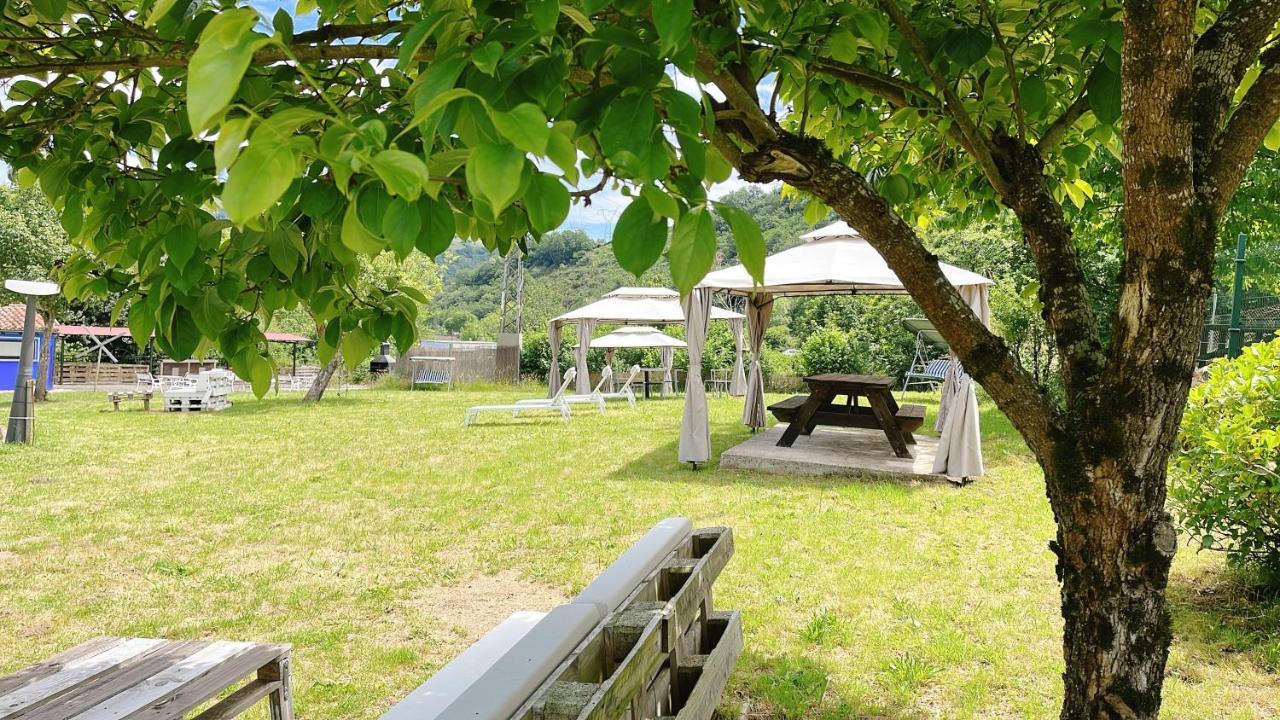 Hotel Avelina Onís 외부 사진