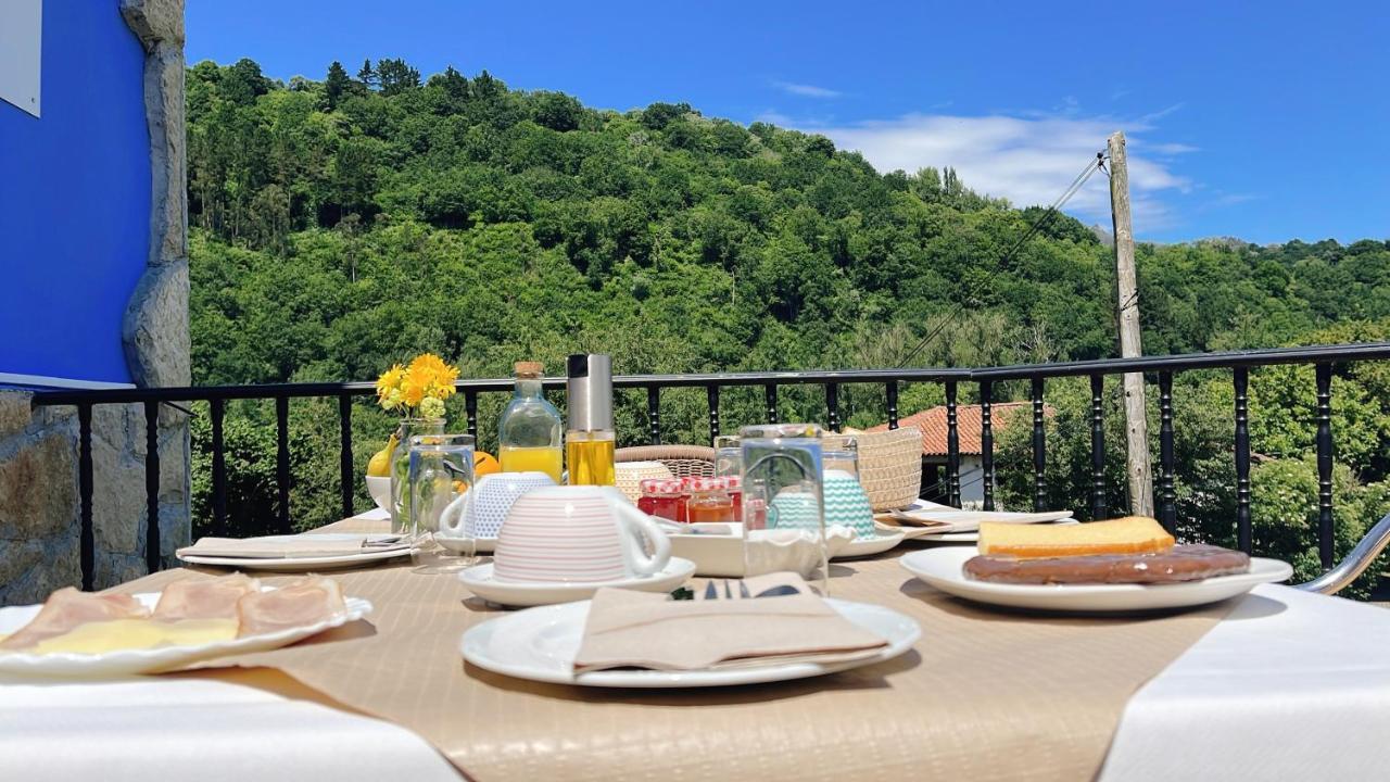 Hotel Avelina Onís 외부 사진